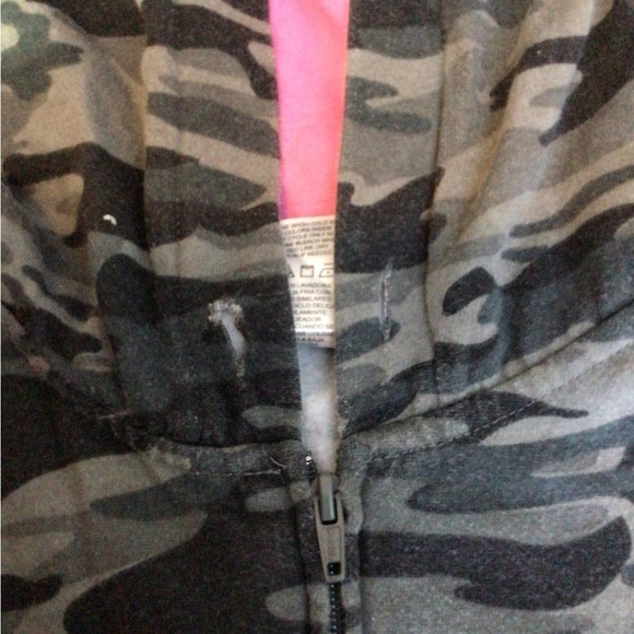 Camouflage Zip-Up Hoodie. (0188) - Picture 4 of 9